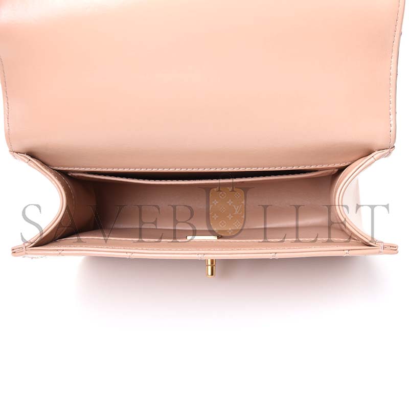 CHANEL CALFSKIN QUILTED PERFECT FIT FLAP BEIGE  (22*14*8cm)